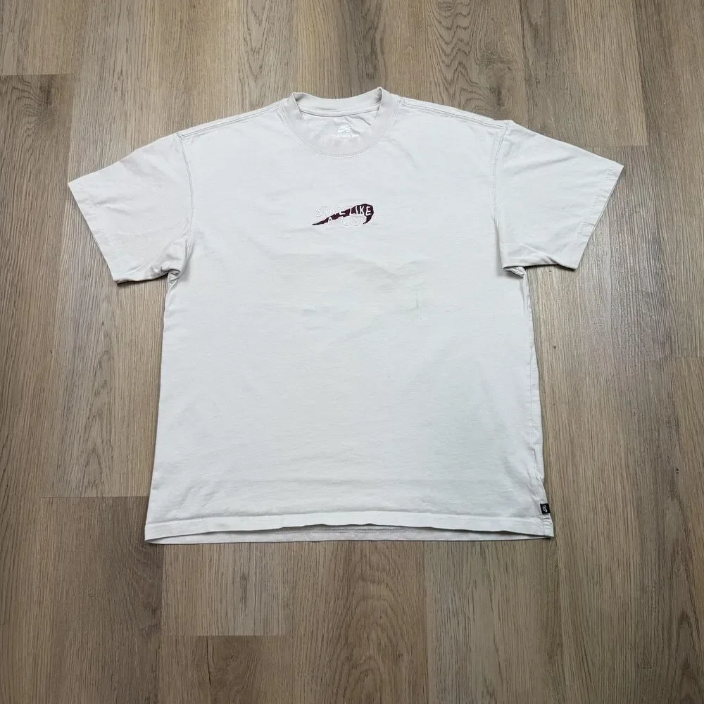 Nike SB Shirt Mens Medium White Skate Like A Girl Graphic Skateboarding Tee